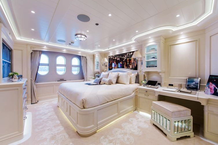 Sea Owl yacht interior 19