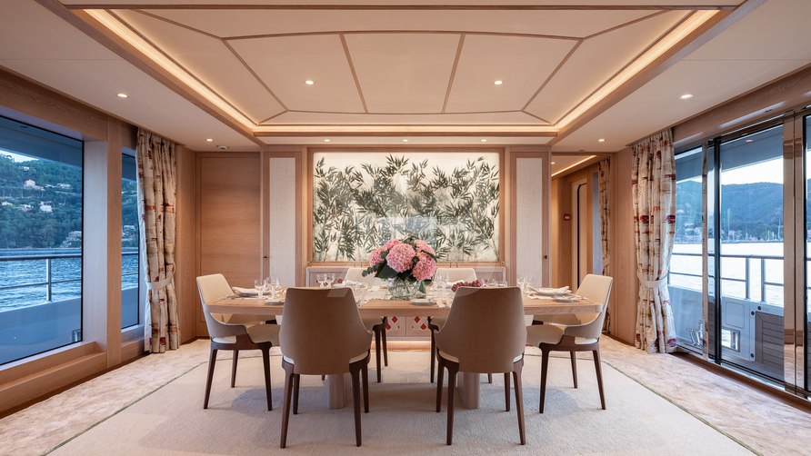 Seaflower yacht interior 10