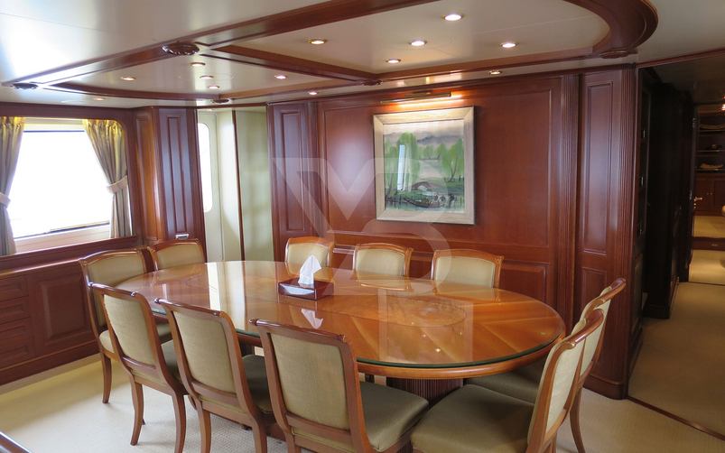 Grand Delight yacht interior 9