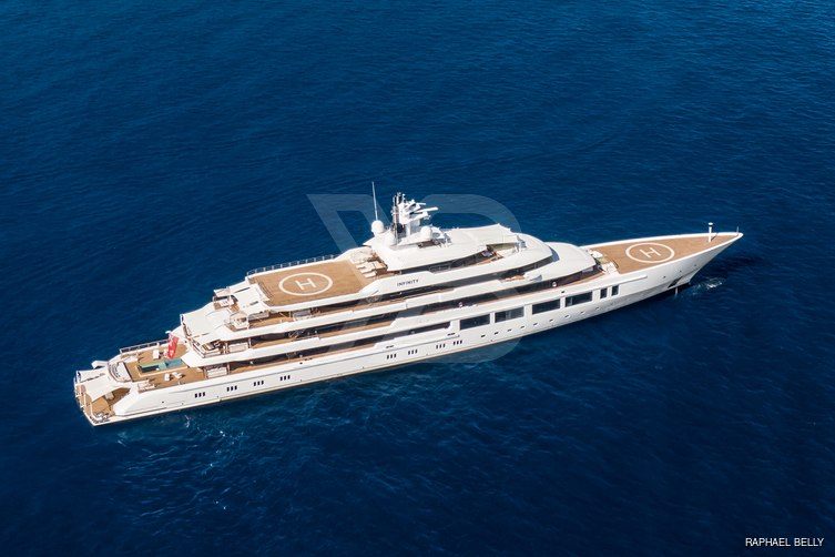 Infinity yacht exterior 9