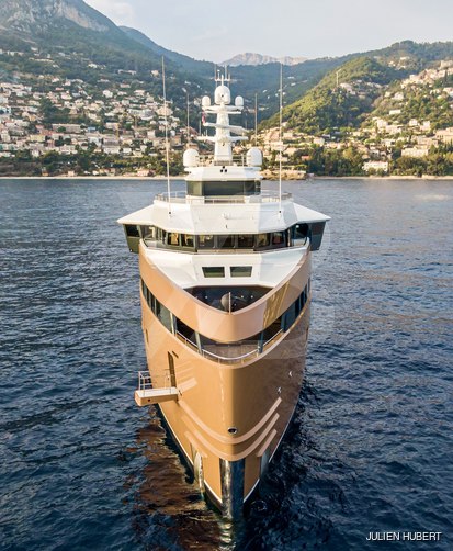 La Datcha yacht exterior 3