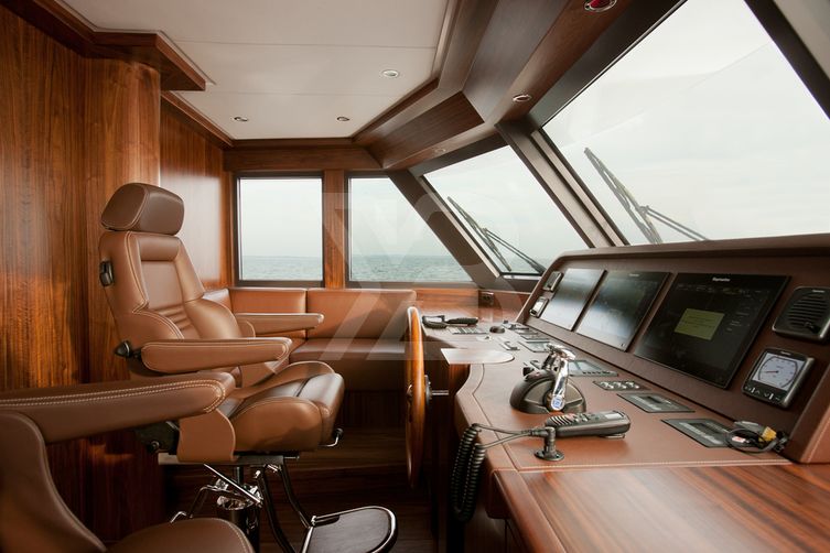 Firefly yacht interior 11