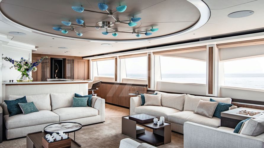 Special One yacht interior 8