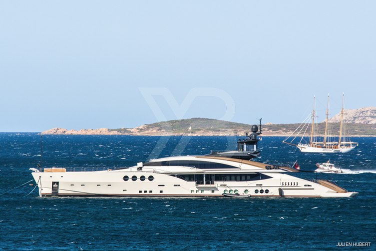 Lady M yacht exterior 8