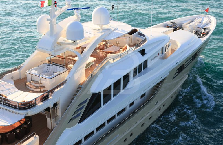 Muza yacht exterior 3