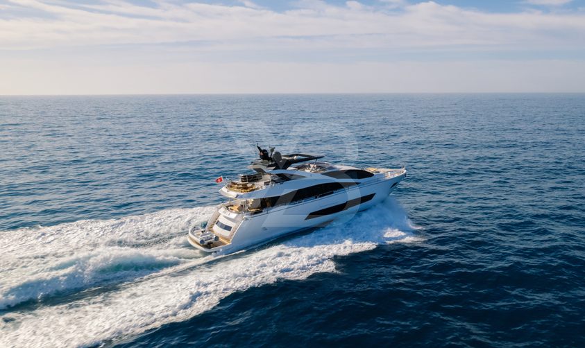 Insomnia yacht exterior 4