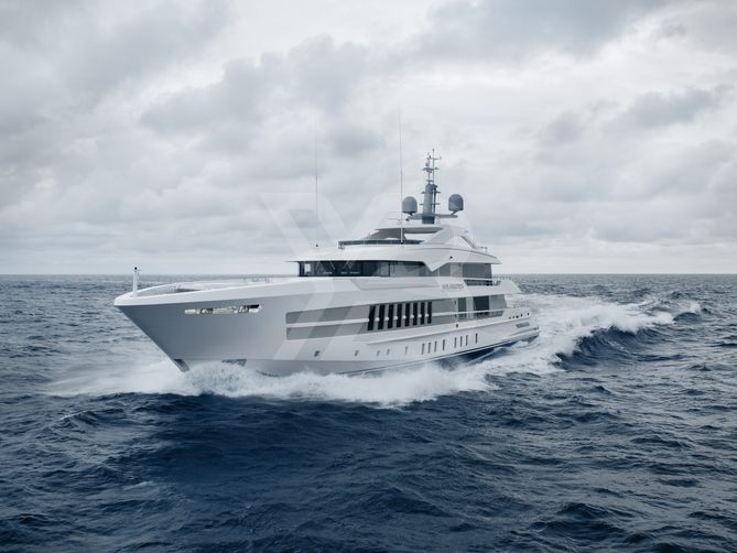 Juno yacht exterior 12