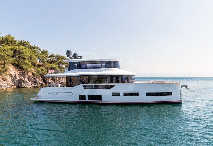 Galene IV yacht exterior 2