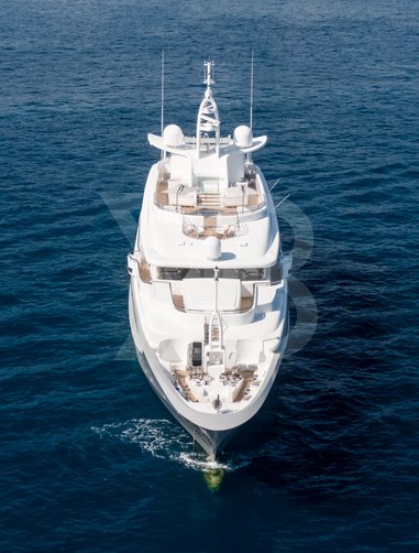 Siren yacht exterior 3