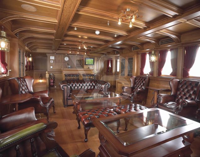 SS Delphine yacht interior 20