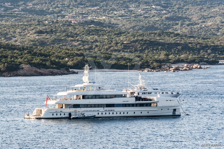 Sibelle yacht exterior 2