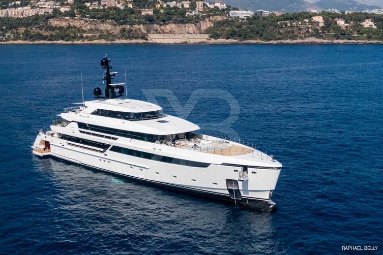 Rose d'Or yacht exterior 10