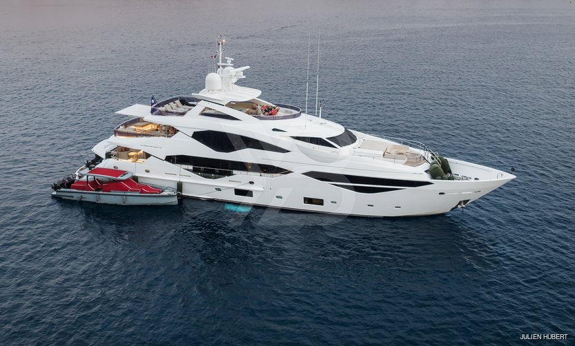 Fandango yacht exterior 2