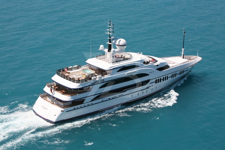 Amer yacht exterior 5