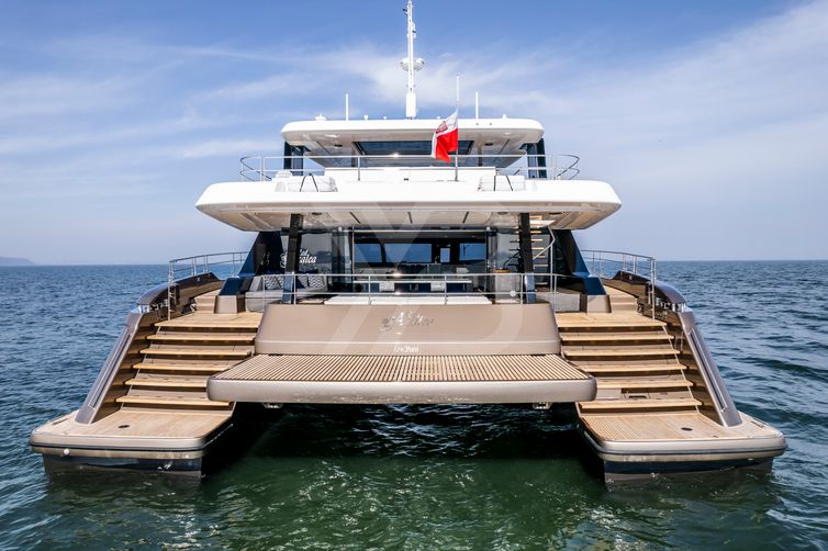 Red Azalea yacht exterior 4