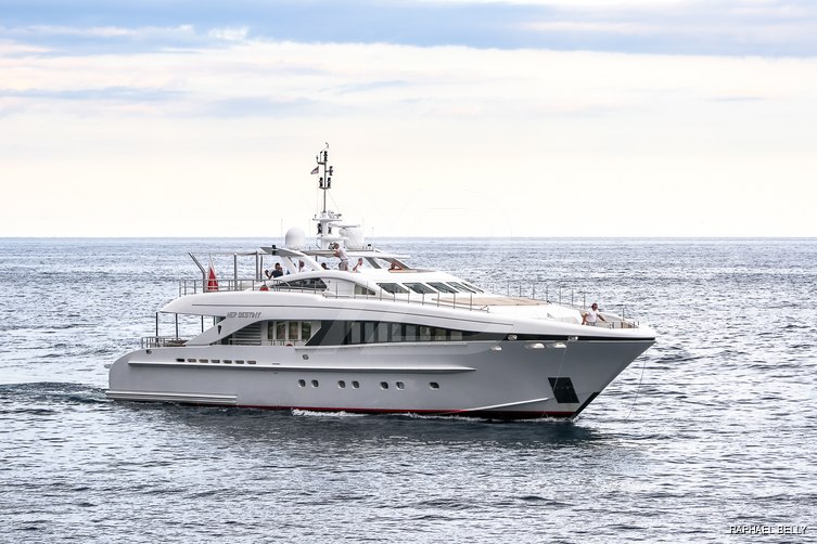 Angkalia yacht exterior 6