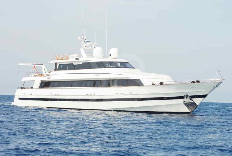 Sea Lady II yacht exterior 2
