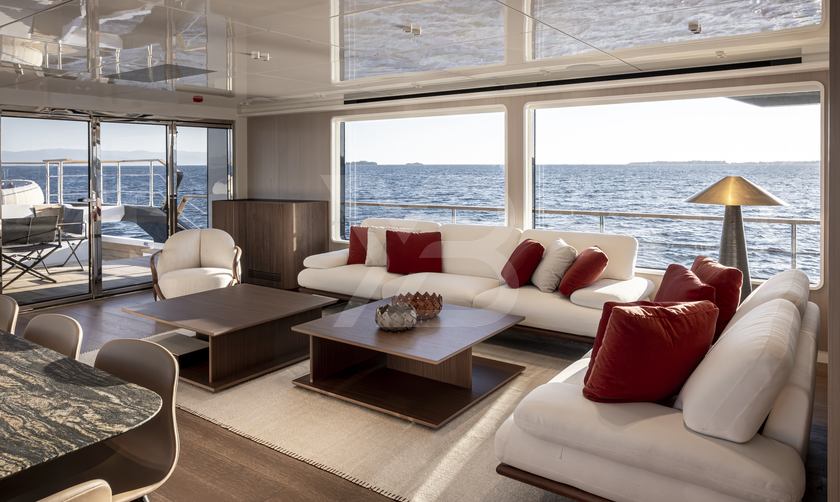 Tuccini yacht interior 13