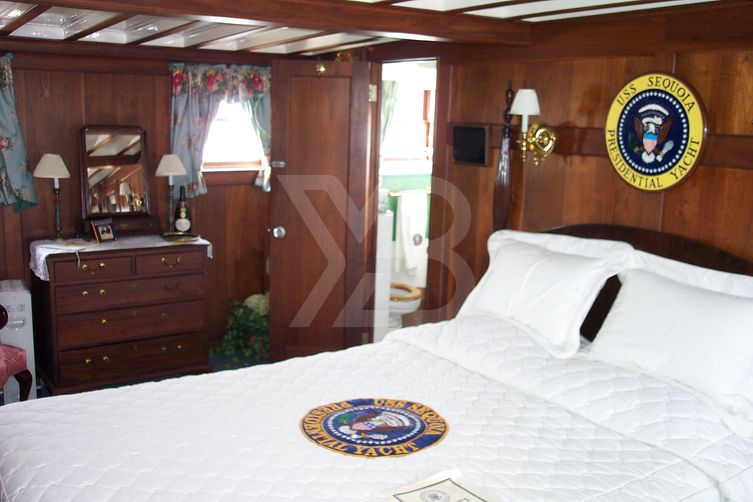 Sequoia yacht interior 12