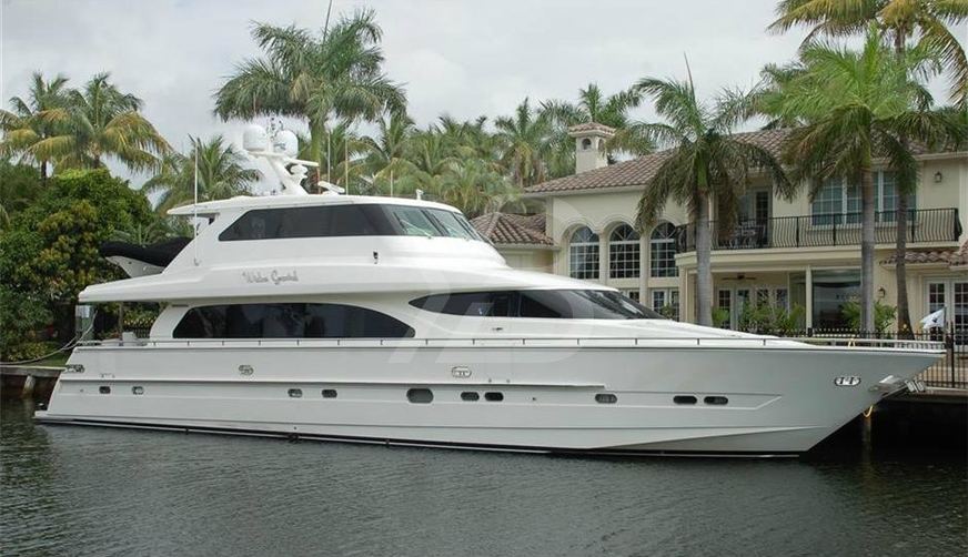 Wishes Granted yacht exterior 4