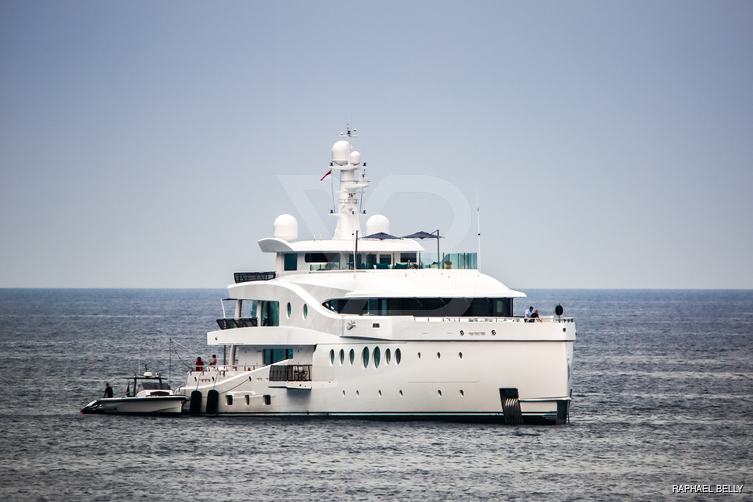 Serenity & Unity yacht exterior 2