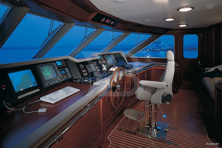 Corinthian yacht interior 4