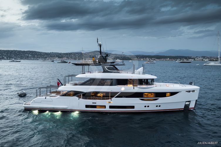 A+ yacht exterior 10