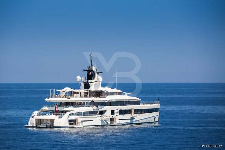 Lady S yacht exterior 23