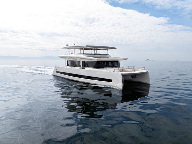 atraversia duplicate yacht exterior 5