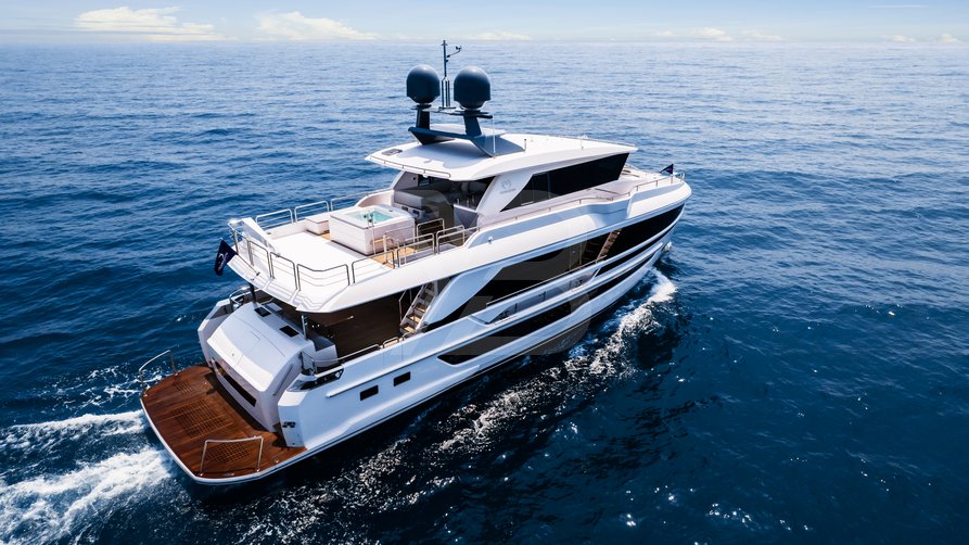 FD80 /07 yacht exterior 6