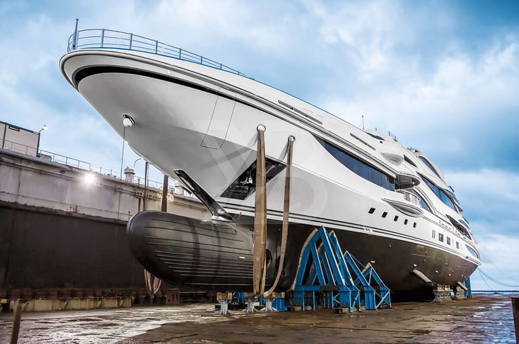 Lionheart yacht exterior 14