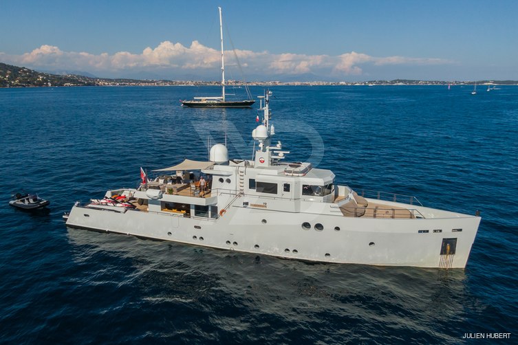 Preference 19 yacht exterior 15