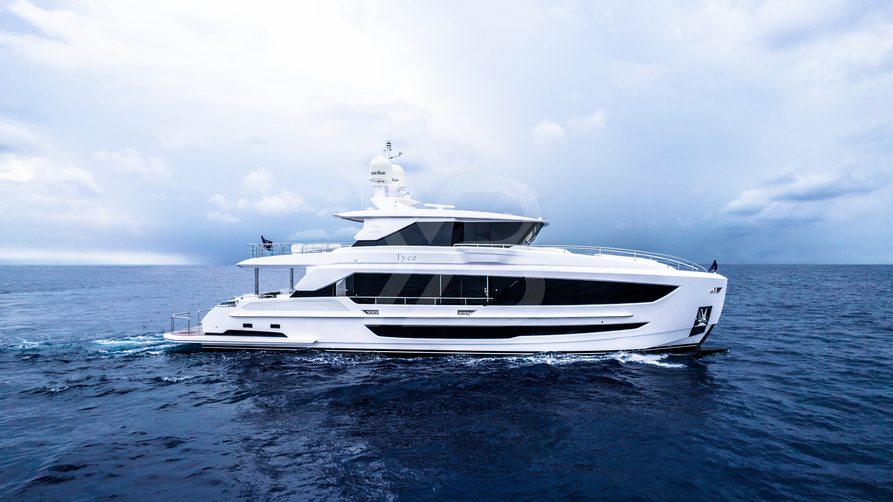 Tyee yacht exterior 2