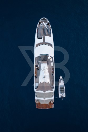 Tommy Belle yacht exterior 6