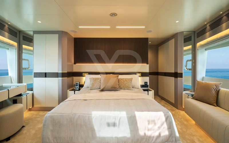 Ocean Lily yacht interior 18