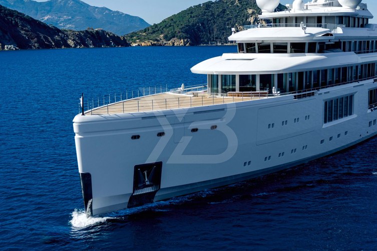 Luminosity yacht exterior 70