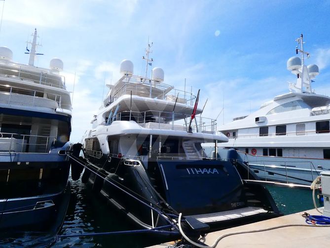 Ithaka yacht exterior 3