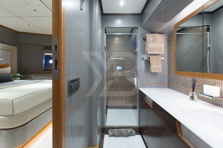 Wild Duck yacht interior 21