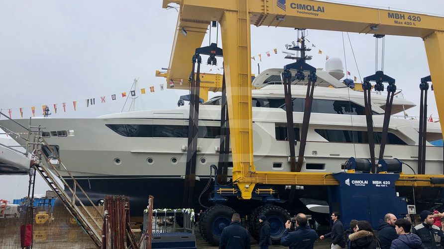 Kia Ora yacht exterior 4