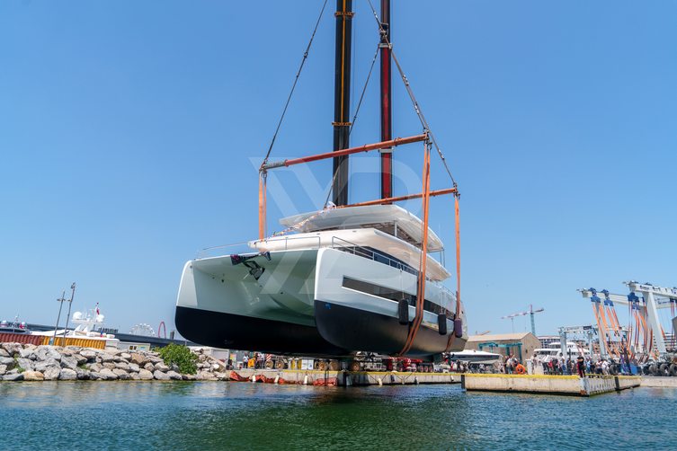E-CAT 80/02 yacht exterior 7
