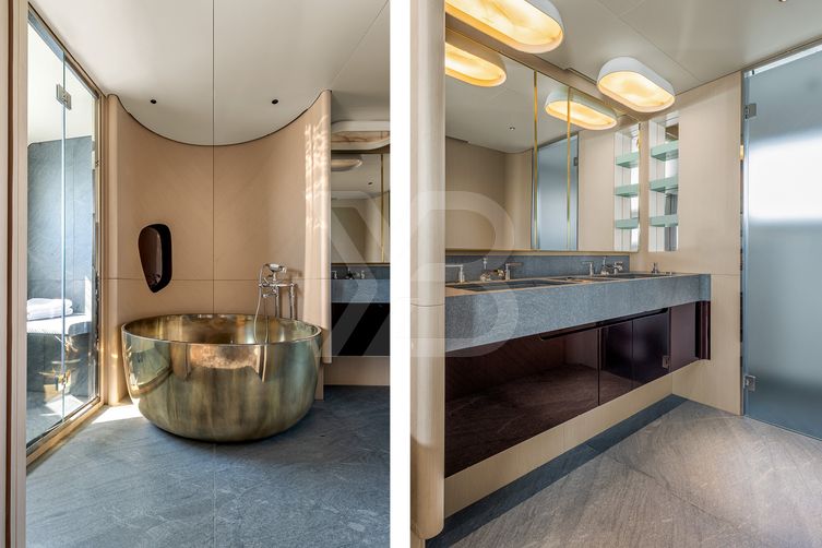 Tanelorn yacht interior 22
