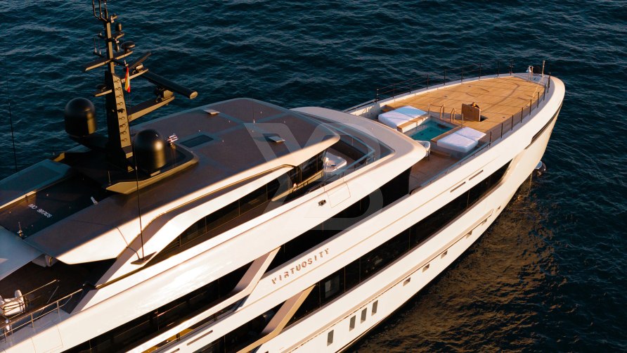 Virtuosity yacht exterior 10