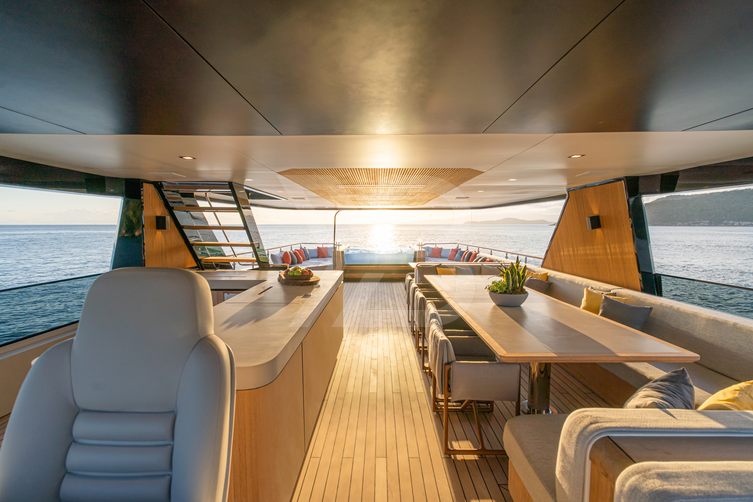 Queen Tati yacht interior 38