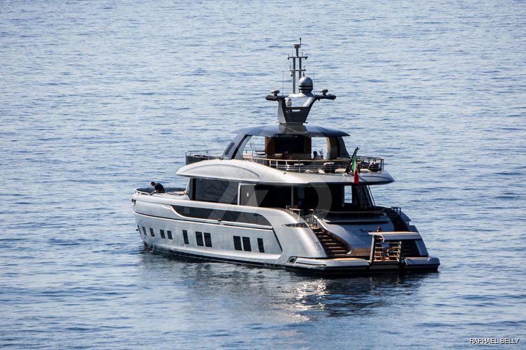 Jaaber yacht exterior 22