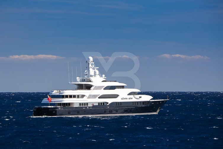 Horizons III yacht exterior 4