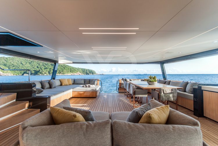 Queen Tati yacht interior 5