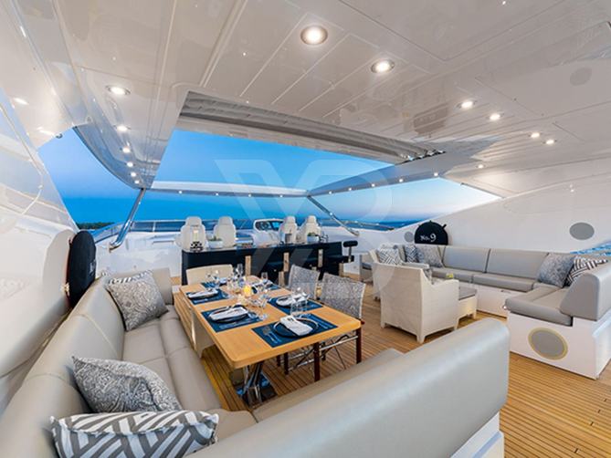 Lady Volantis  yacht interior 4