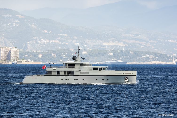 Caladan yacht exterior 10