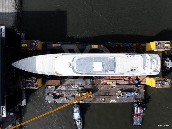 Feadship 828 yacht interior 6