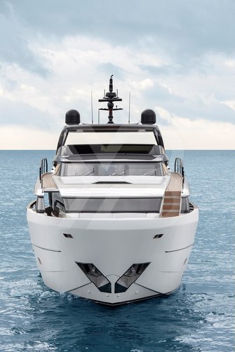 Bank Win yacht exterior 4